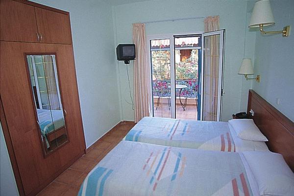 Poseidon Apartments Agios Gordios  Esterno foto