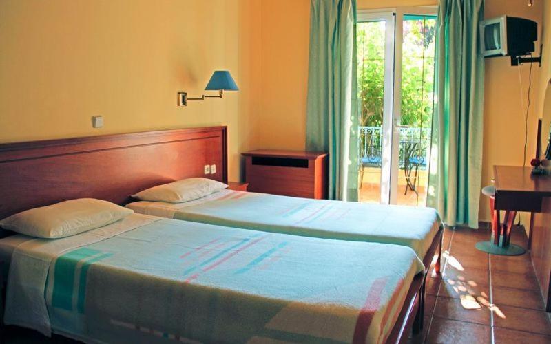 Poseidon Apartments Agios Gordios  Esterno foto