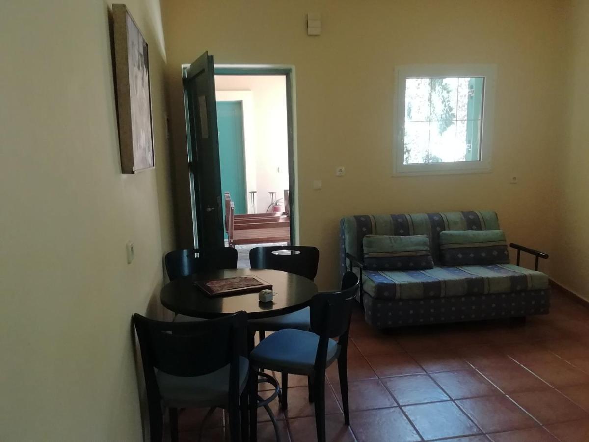 Poseidon Apartments Agios Gordios  Esterno foto